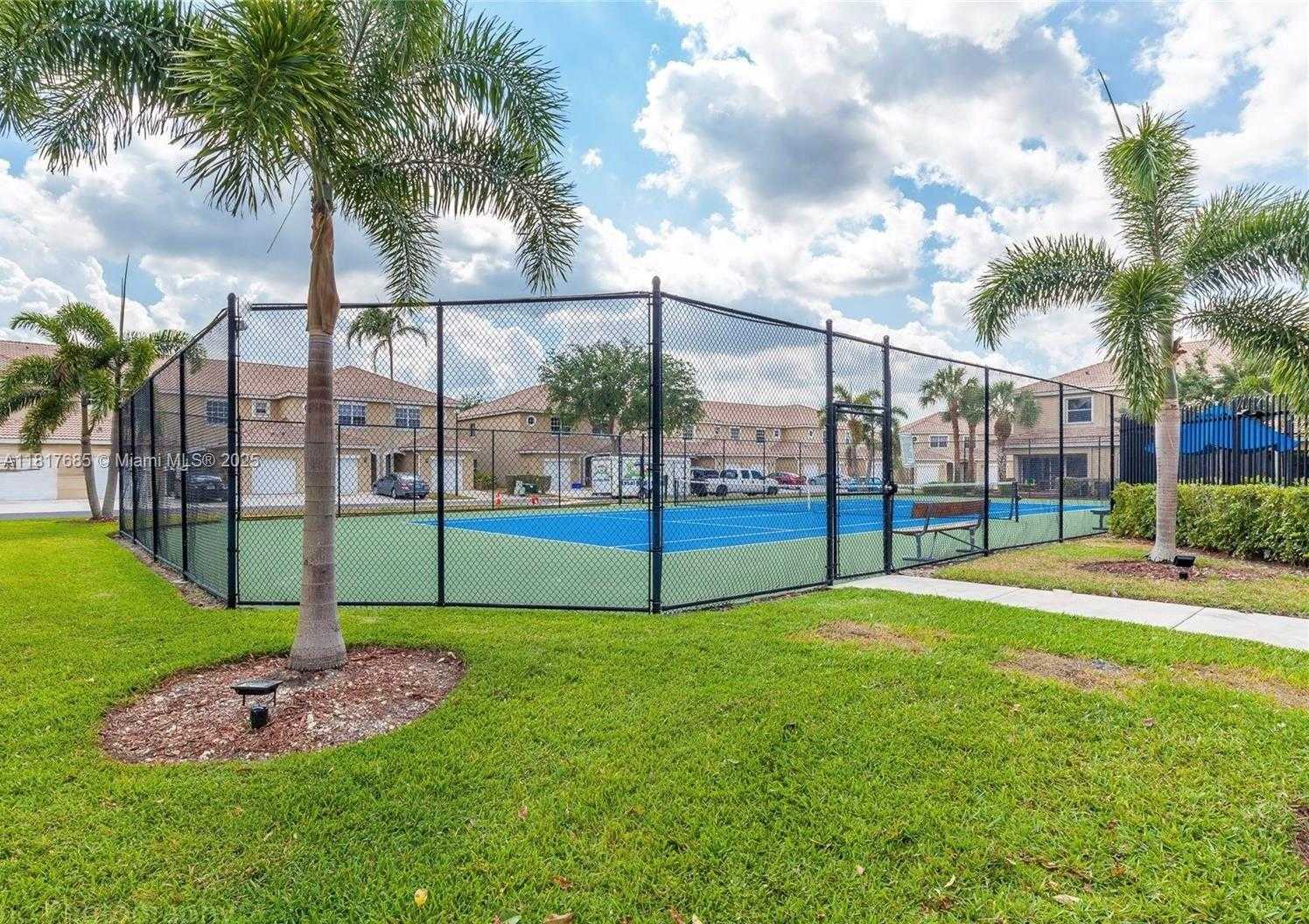 Small Image of 12166 SOUTH WEST 5TH CT, Pembroke Pines Number 20