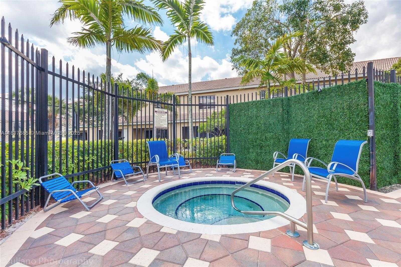Small Image of 12166 SOUTH WEST 5TH CT, Pembroke Pines Number 21