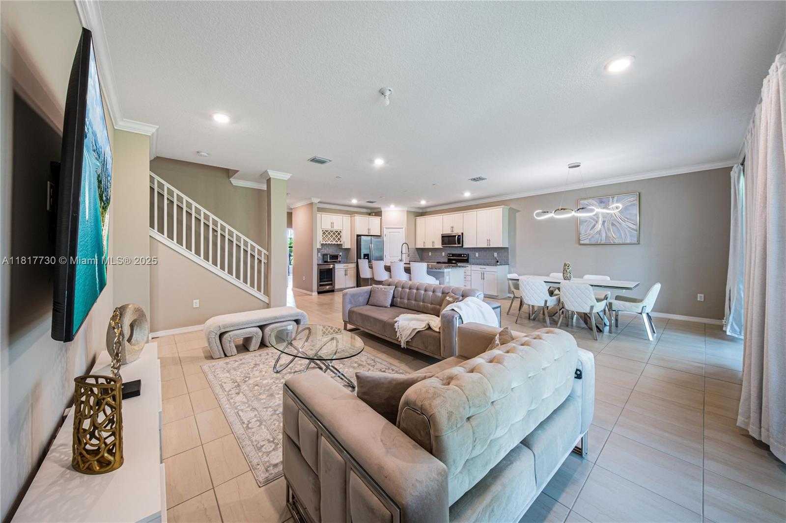 Small Image of 8160 NORTH WEST 78TH ST, Tamarac Number 17
