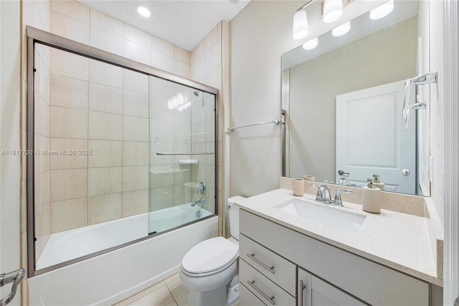 Small Image of 8160 NORTH WEST 78TH ST, Tamarac Number 31