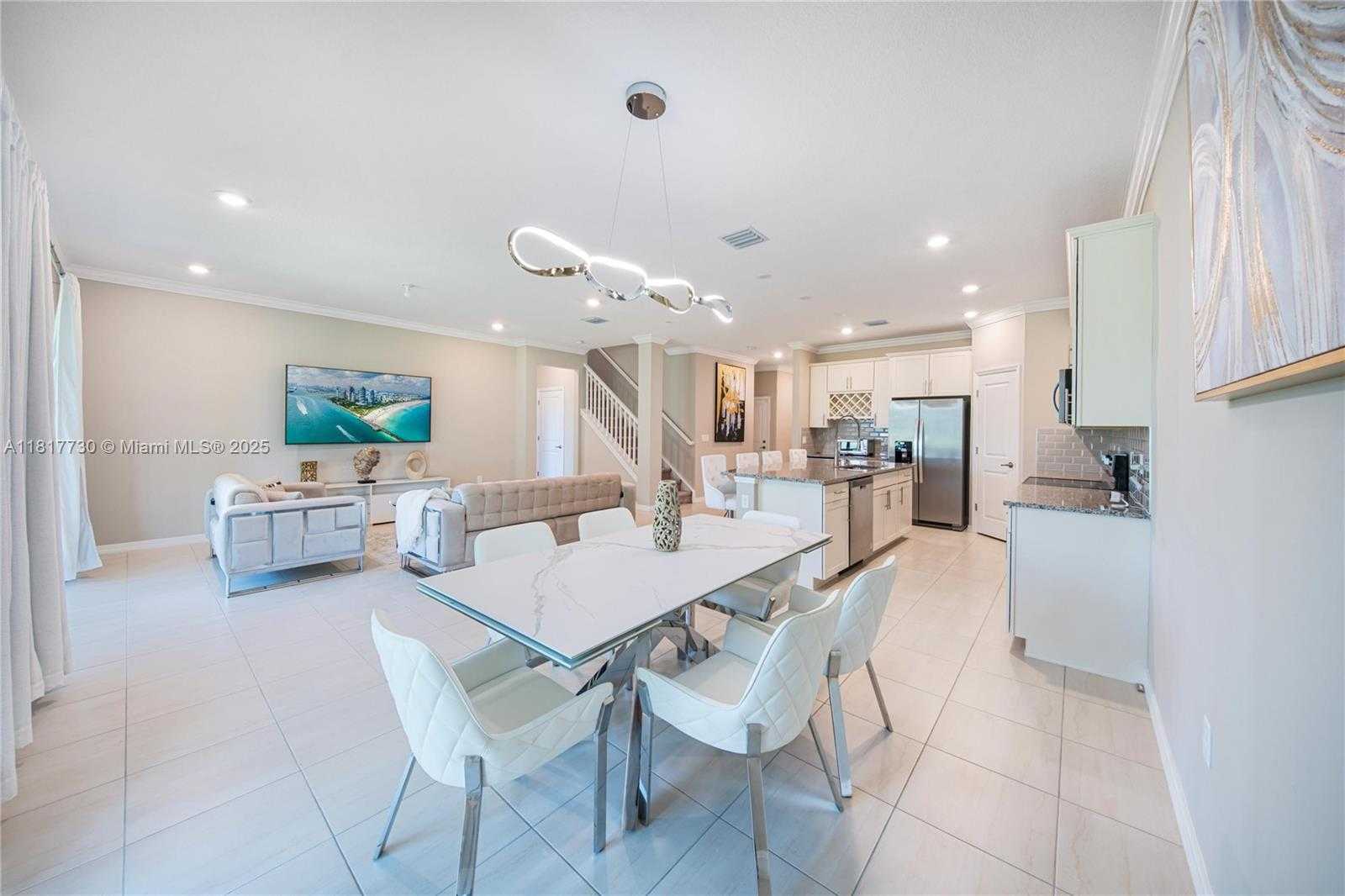 Small Image of 8160 NORTH WEST 78TH ST, Tamarac Number 4