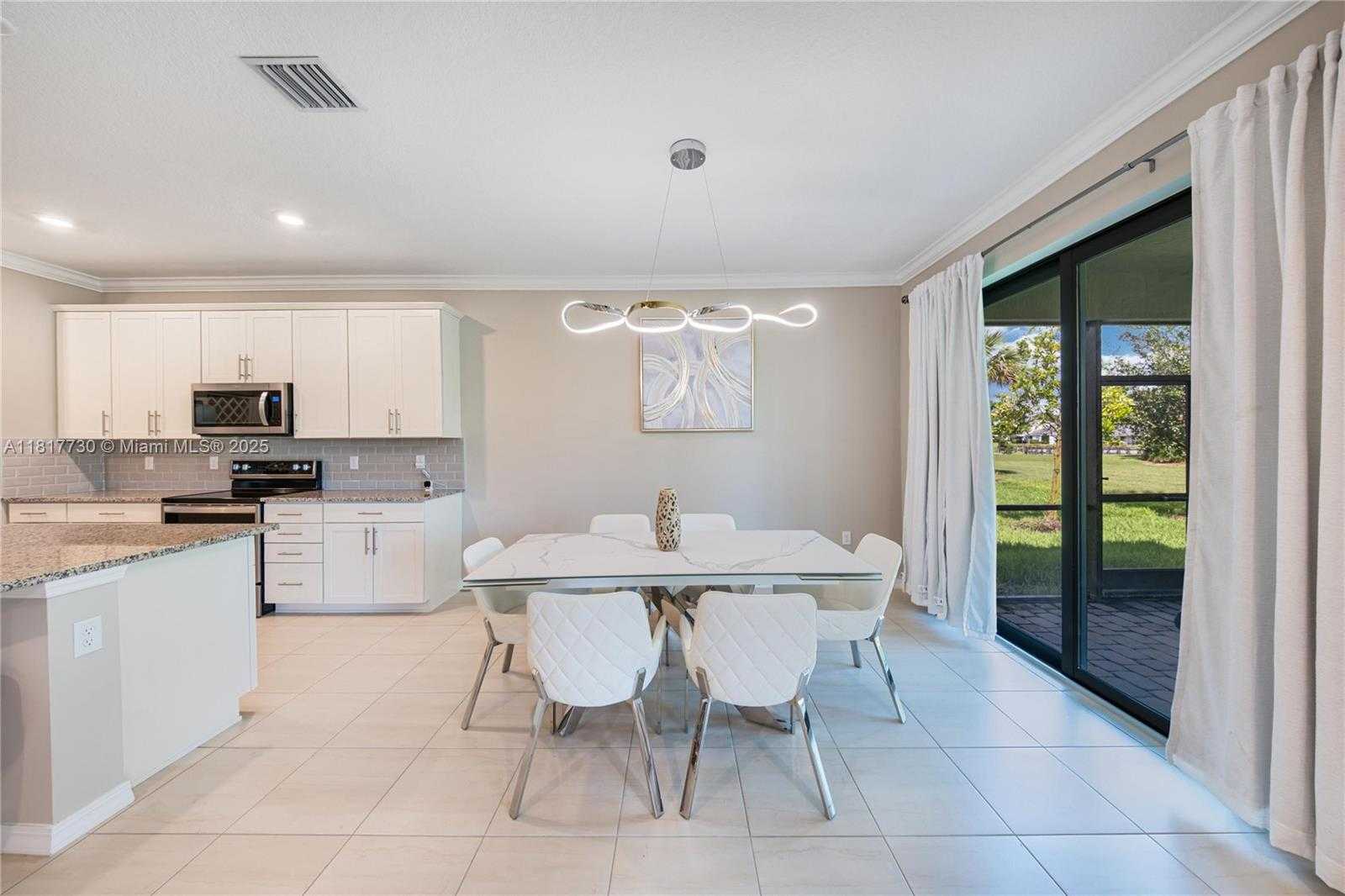 Small Image of 8160 NORTH WEST 78TH ST, Tamarac Number 7