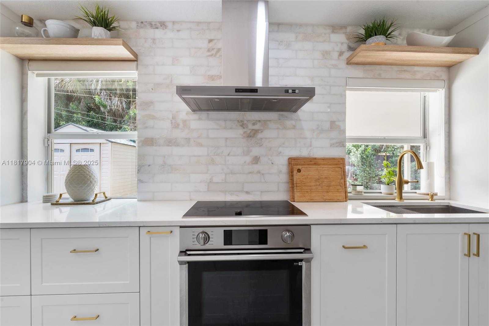 Small Image of 6301 LAKE GENEVA RD, Miami Lakes Number 15