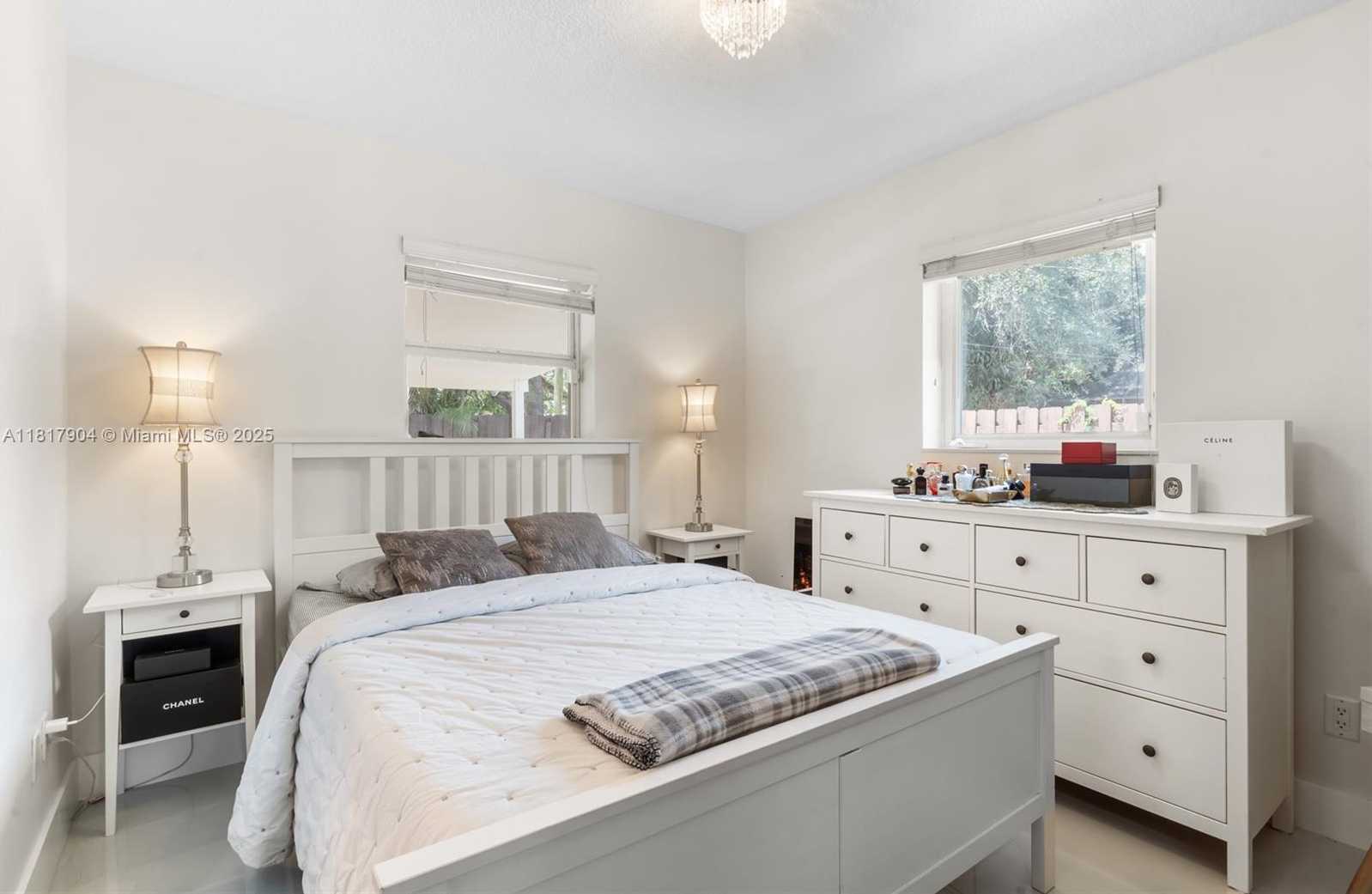 Small Image of 6301 LAKE GENEVA RD, Miami Lakes Number 24