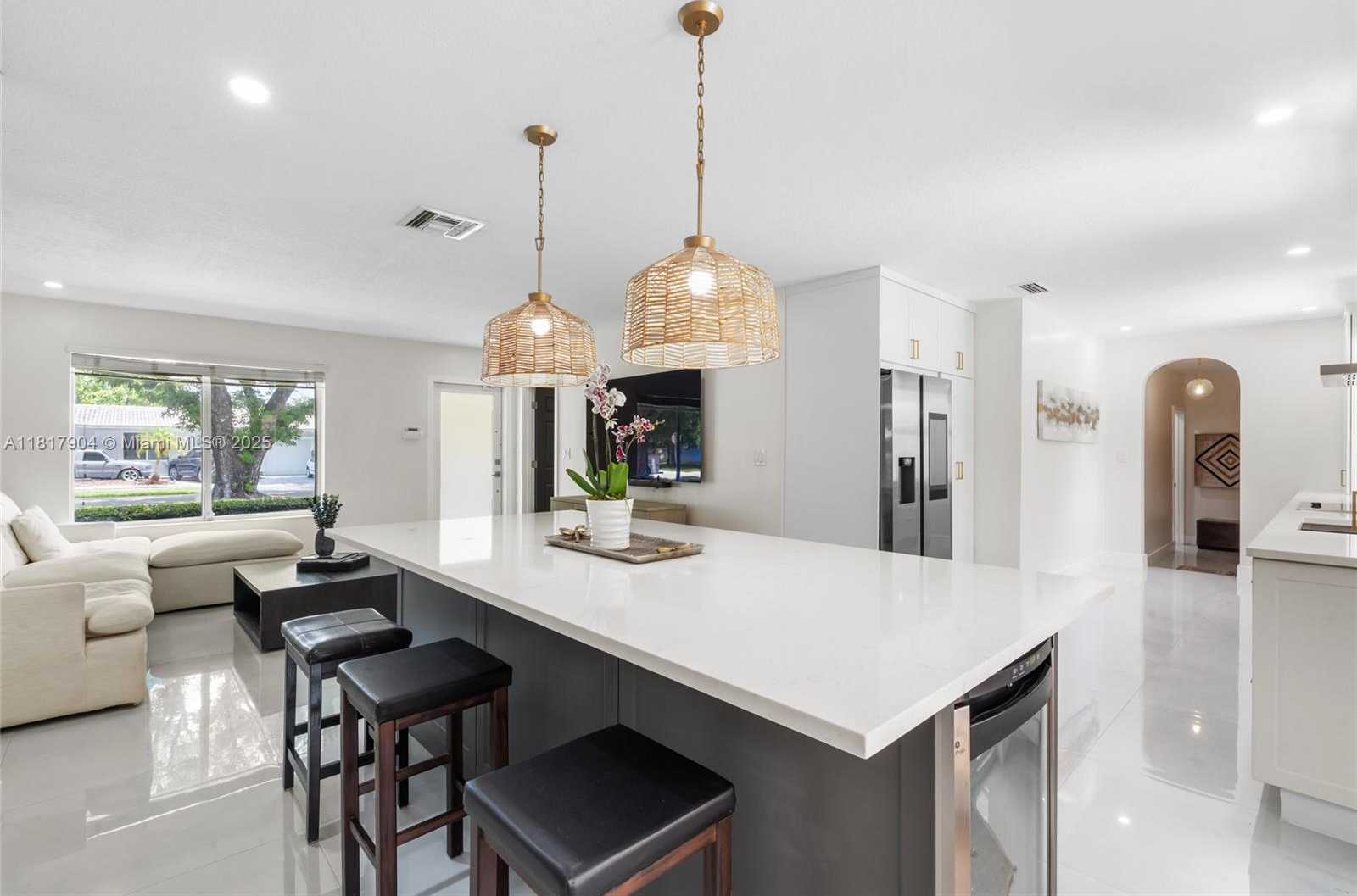 Small Image of 6301 LAKE GENEVA RD, Miami Lakes Number 9