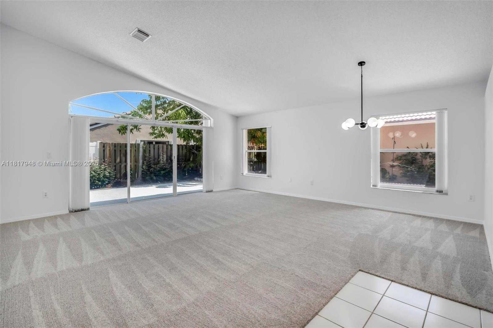 Small Image of 1061 NORTH WEST 191ST AVE, Pembroke Pines Number 12