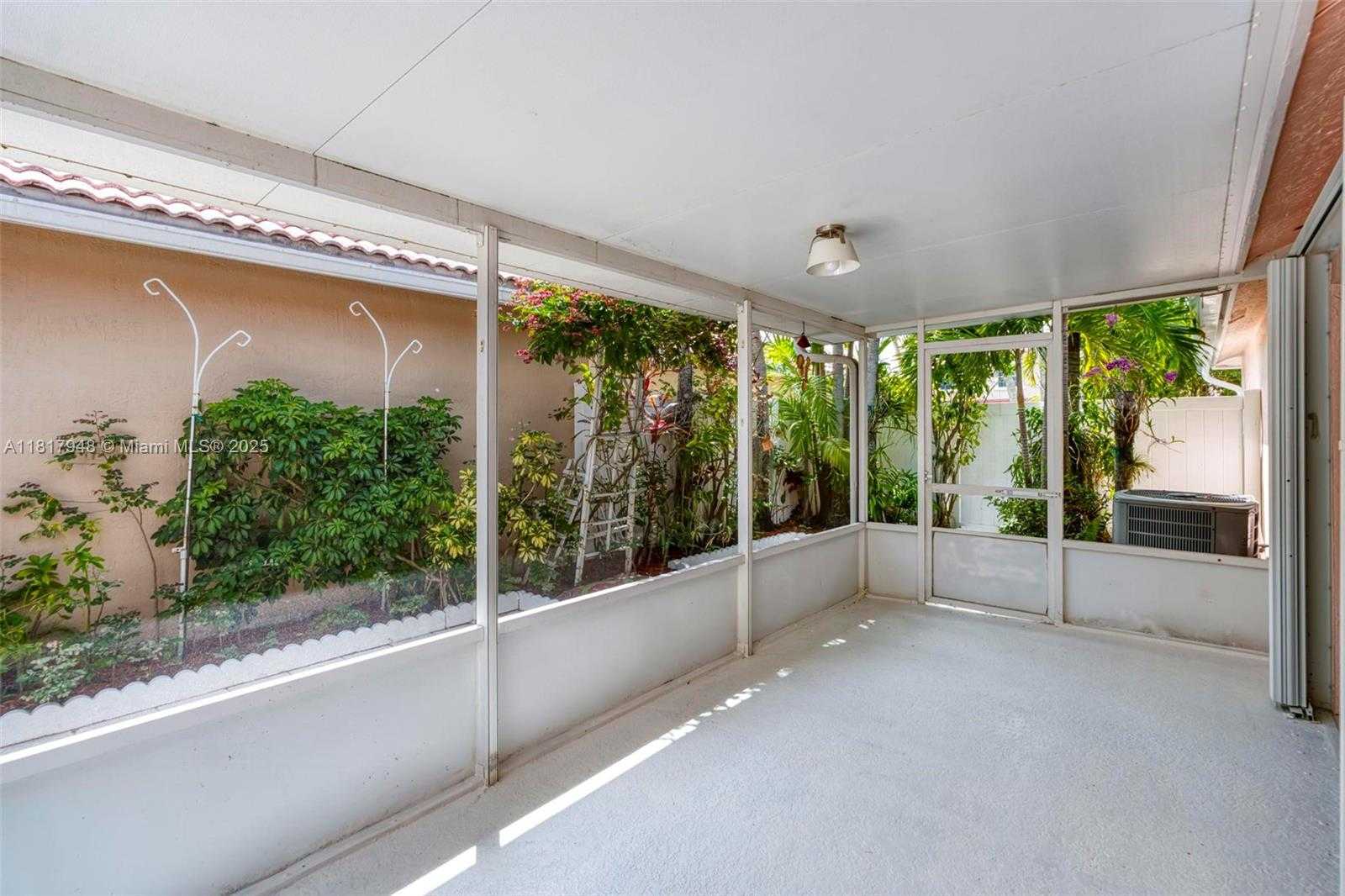 Small Image of 1061 NORTH WEST 191ST AVE, Pembroke Pines Number 26