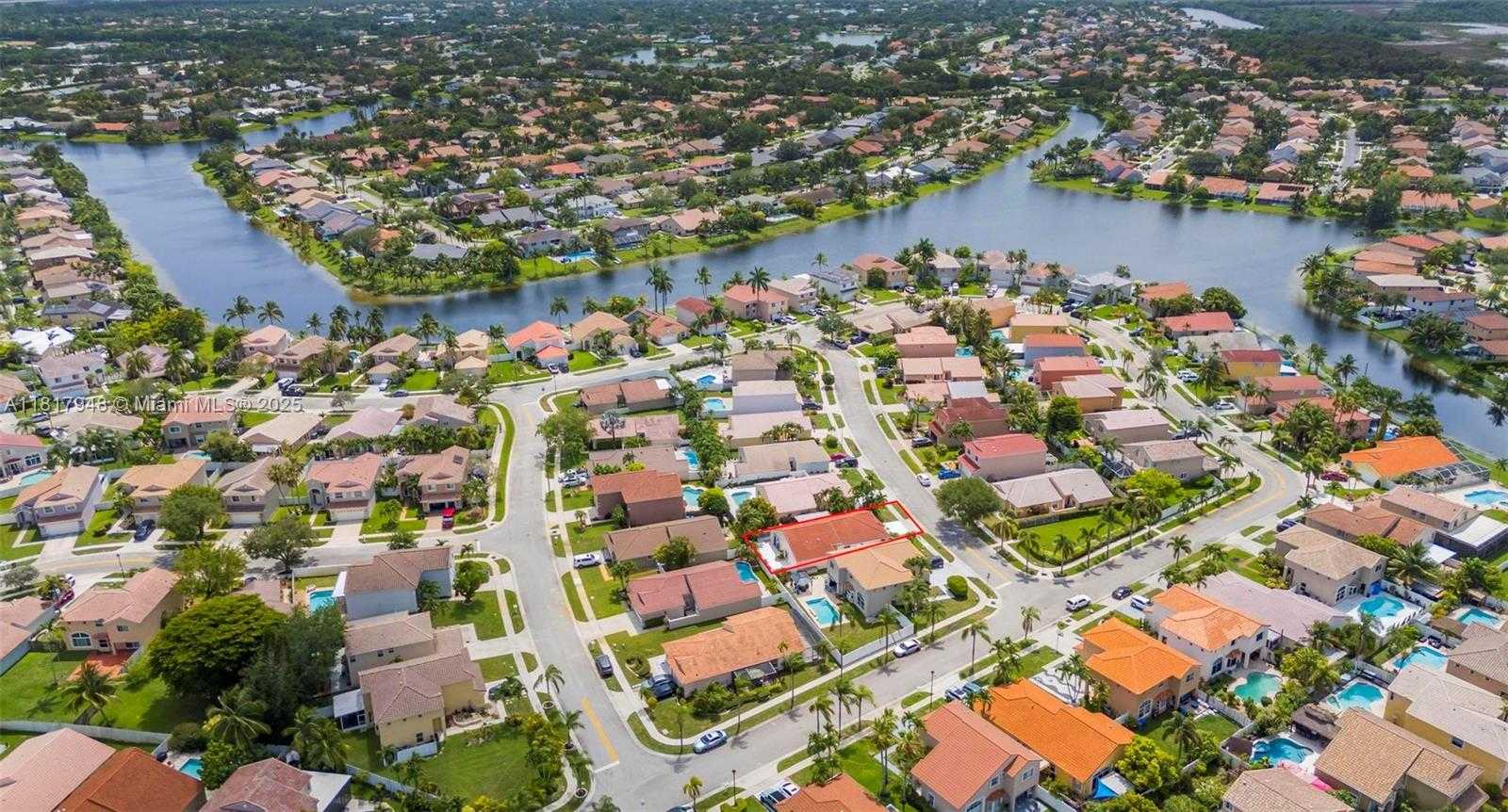 Small Image of 1061 NORTH WEST 191ST AVE, Pembroke Pines Number 45