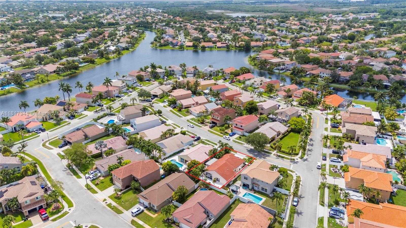 Small Image of 1061 NORTH WEST 191ST AVE, Pembroke Pines Number 47