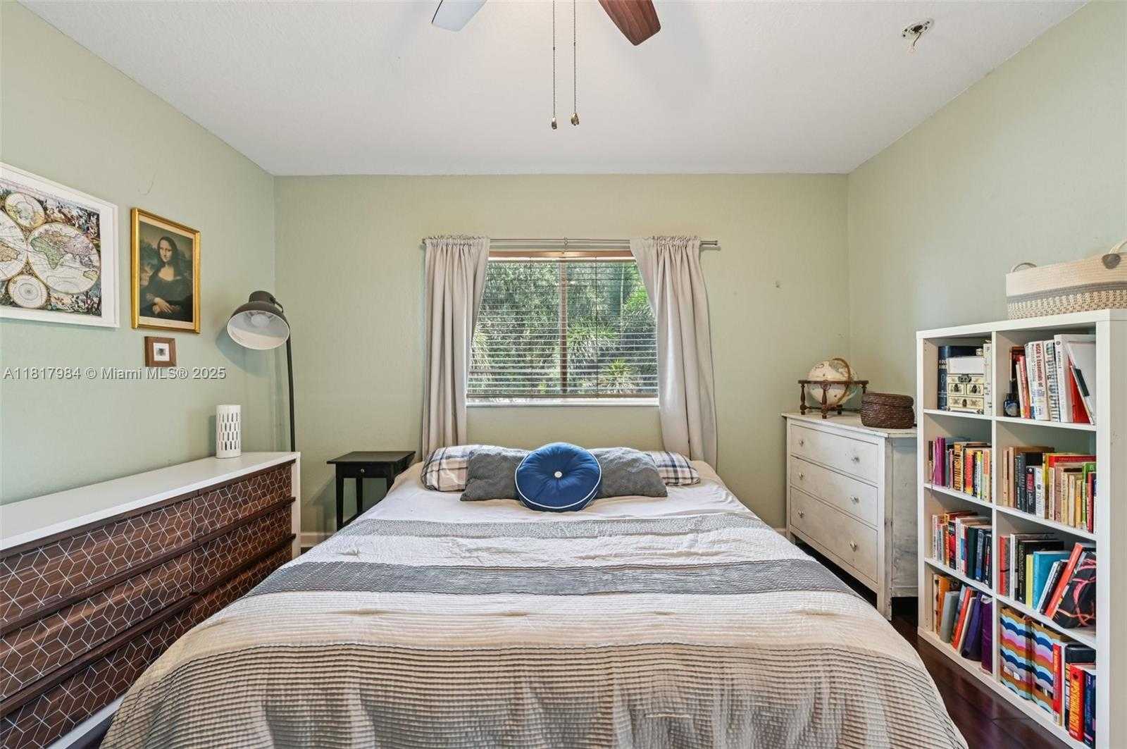 Small Image of 3228 SOUTH EAST 3RD DR, Homestead Number 18