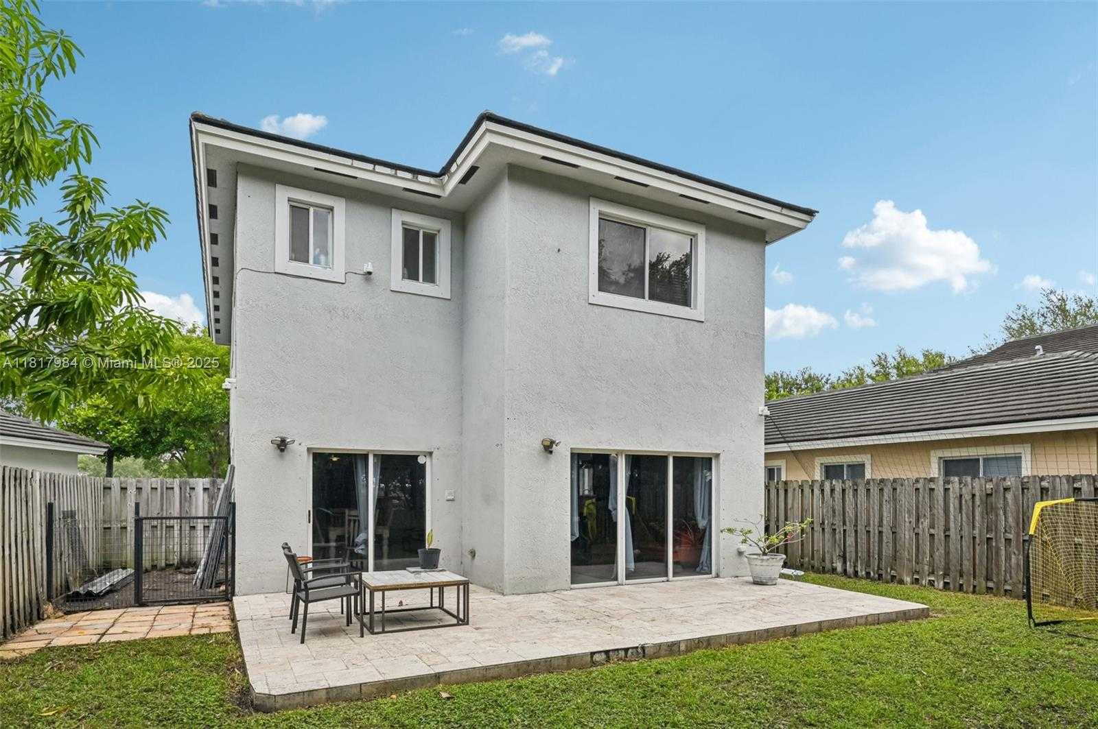 Small Image of 3228 SOUTH EAST 3RD DR, Homestead Number 39