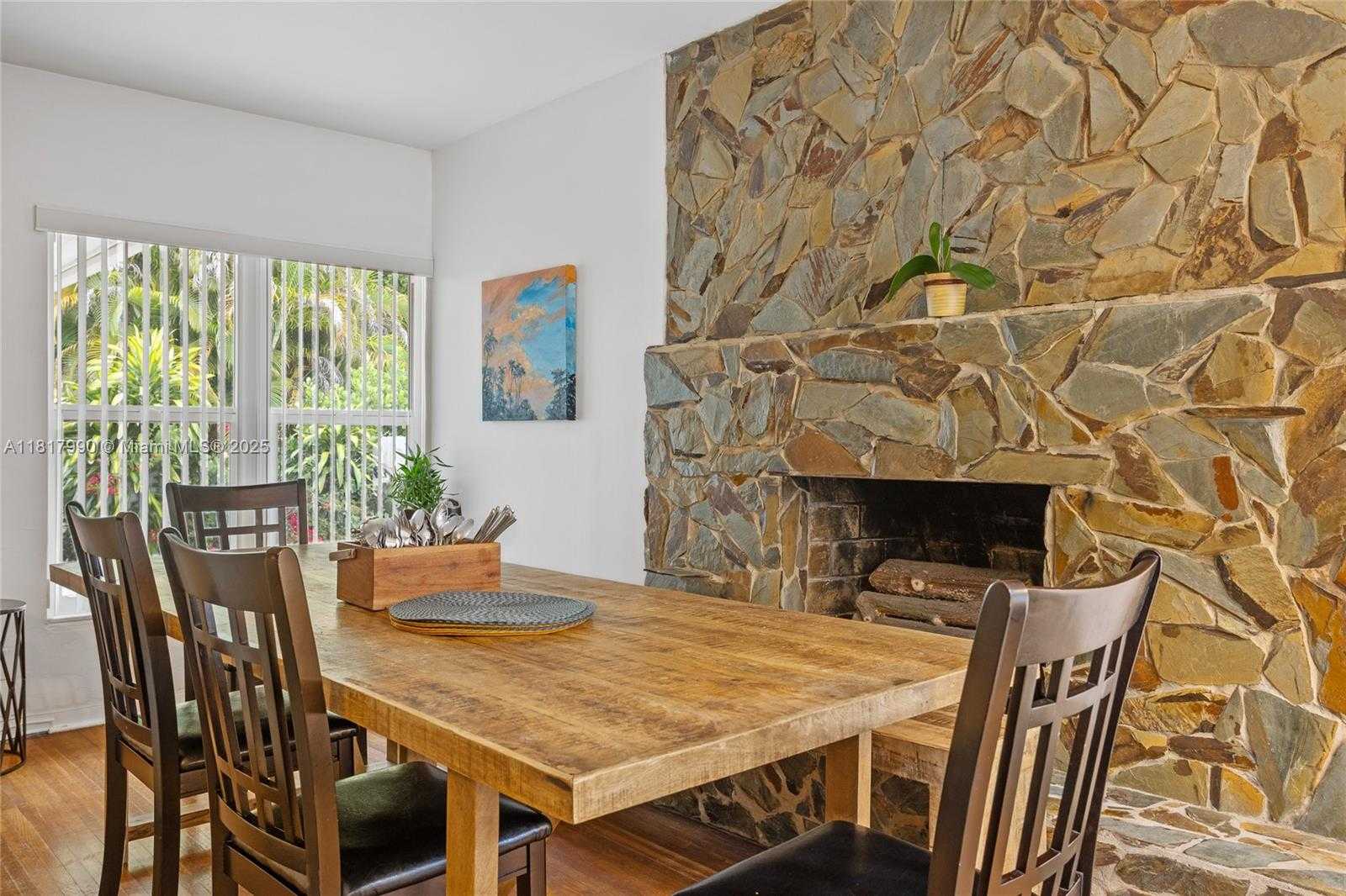 Small Image of 790 NORTH EAST 119TH ST, Biscayne Park Number 11