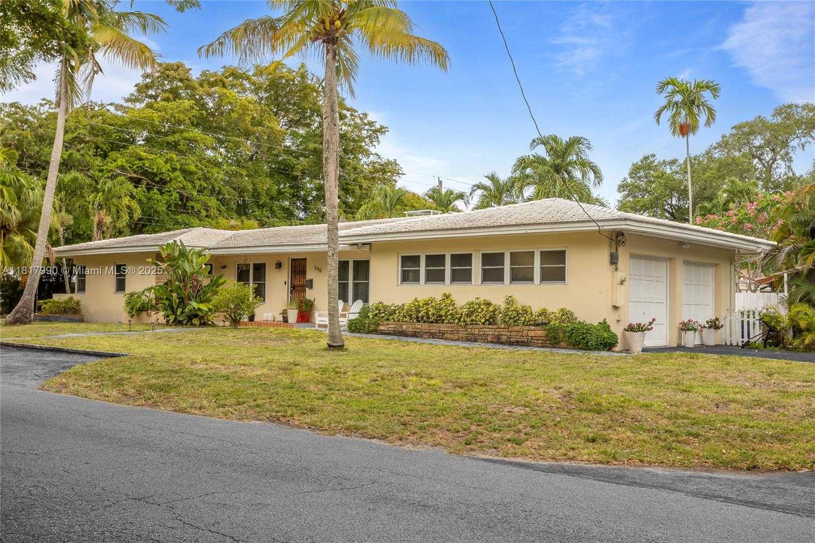 Small Image of 790 NORTH EAST 119TH ST, Biscayne Park Number 2