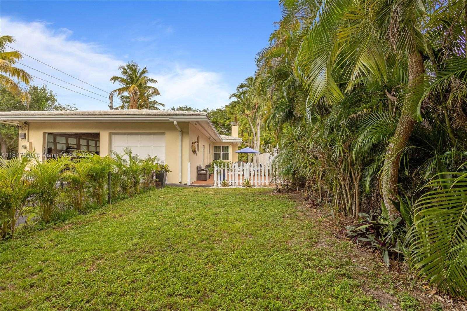 Small Image of 790 NORTH EAST 119TH ST, Biscayne Park Number 23