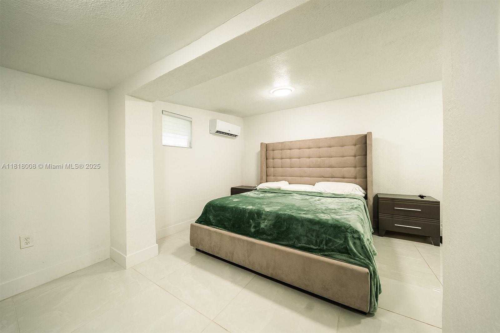 Small Image of 17825 NORTH WEST 8TH PL, Miami Gardens Number 11