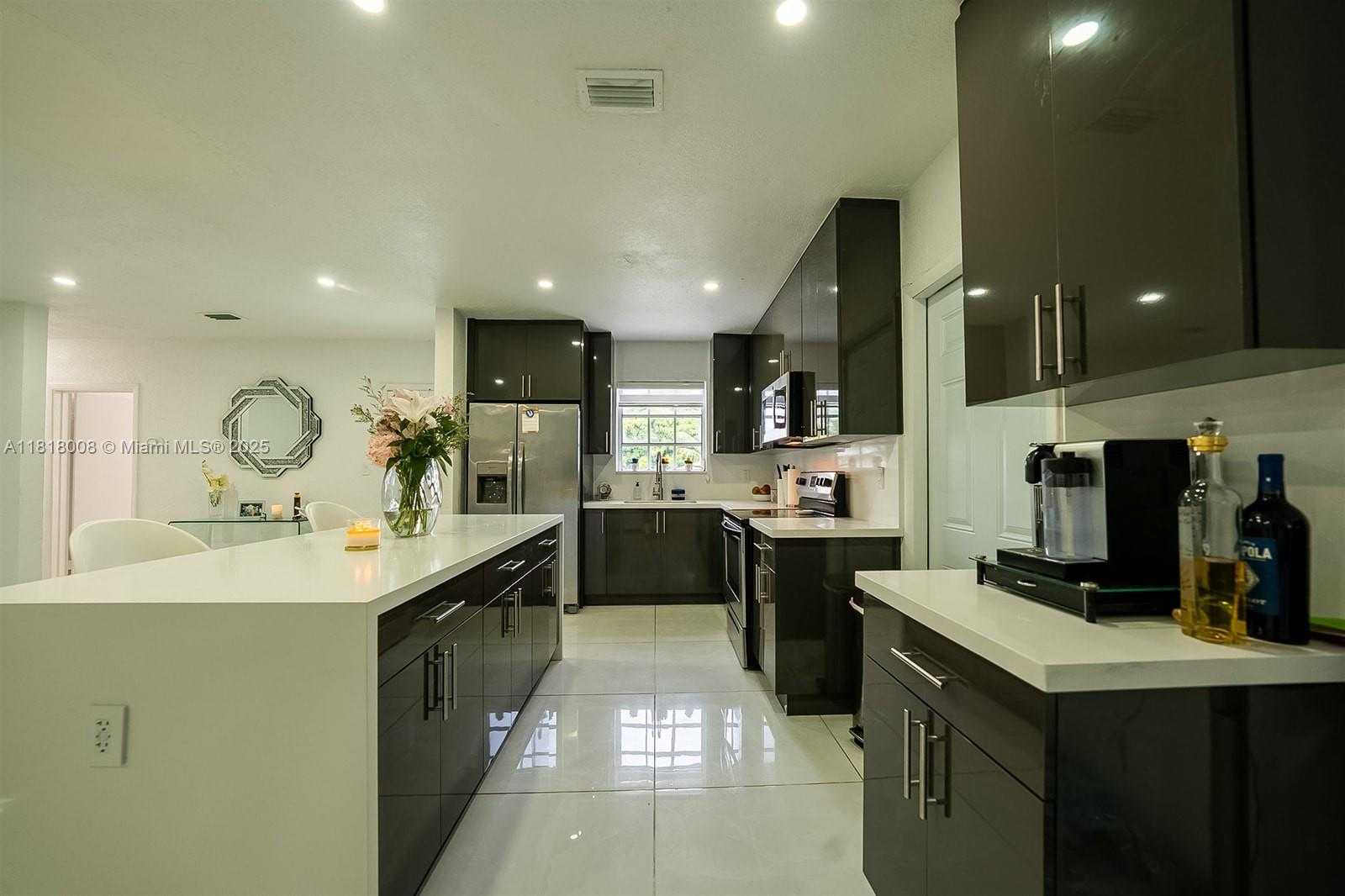 Small Image of 17825 NORTH WEST 8TH PL, Miami Gardens Number 17