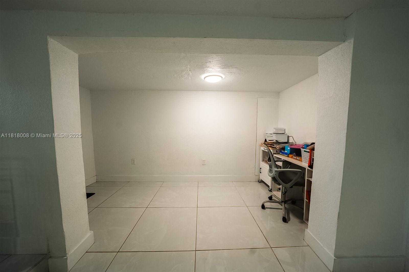 Small Image of 17825 NORTH WEST 8TH PL, Miami Gardens Number 8