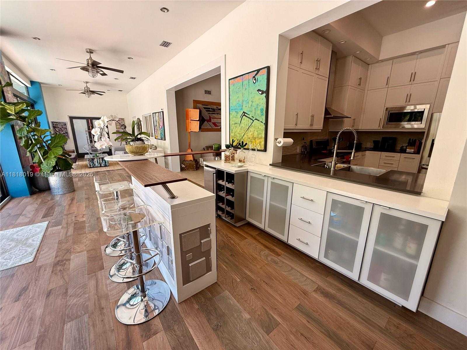 Small Image of 8200 SOUTH WEST 92ND ST, Miami Number 4