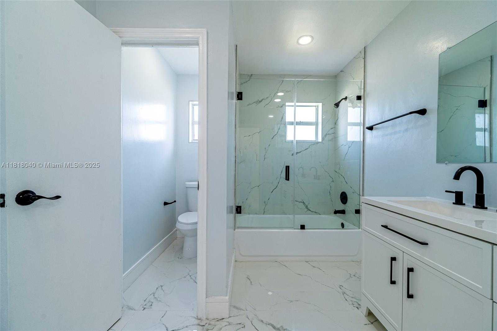 Small Image of 6113 NORTH WEST 18TH ST, Margate Number 31