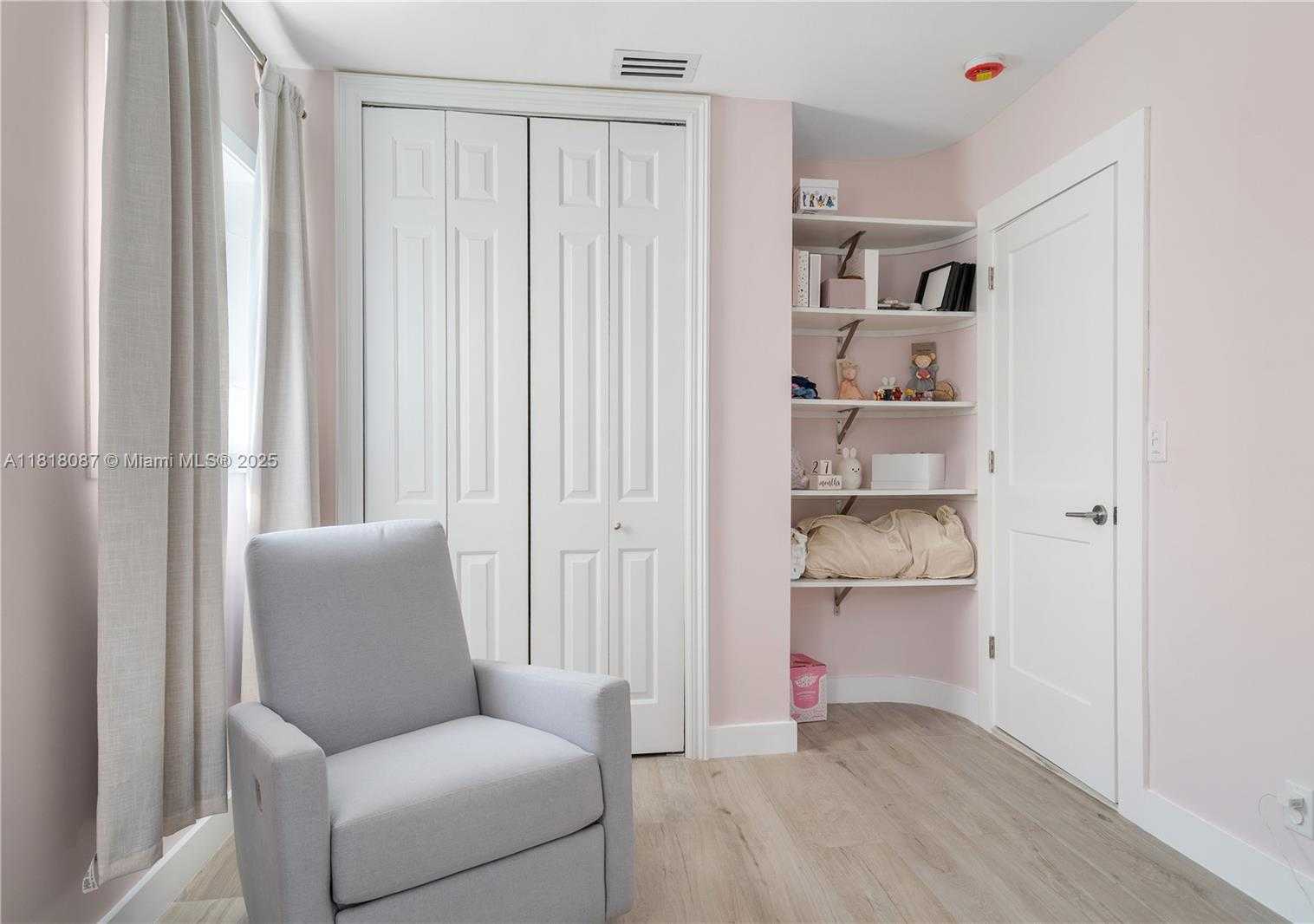 Small Image of 719 WEST 51ST ST, Miami Beach Number 22