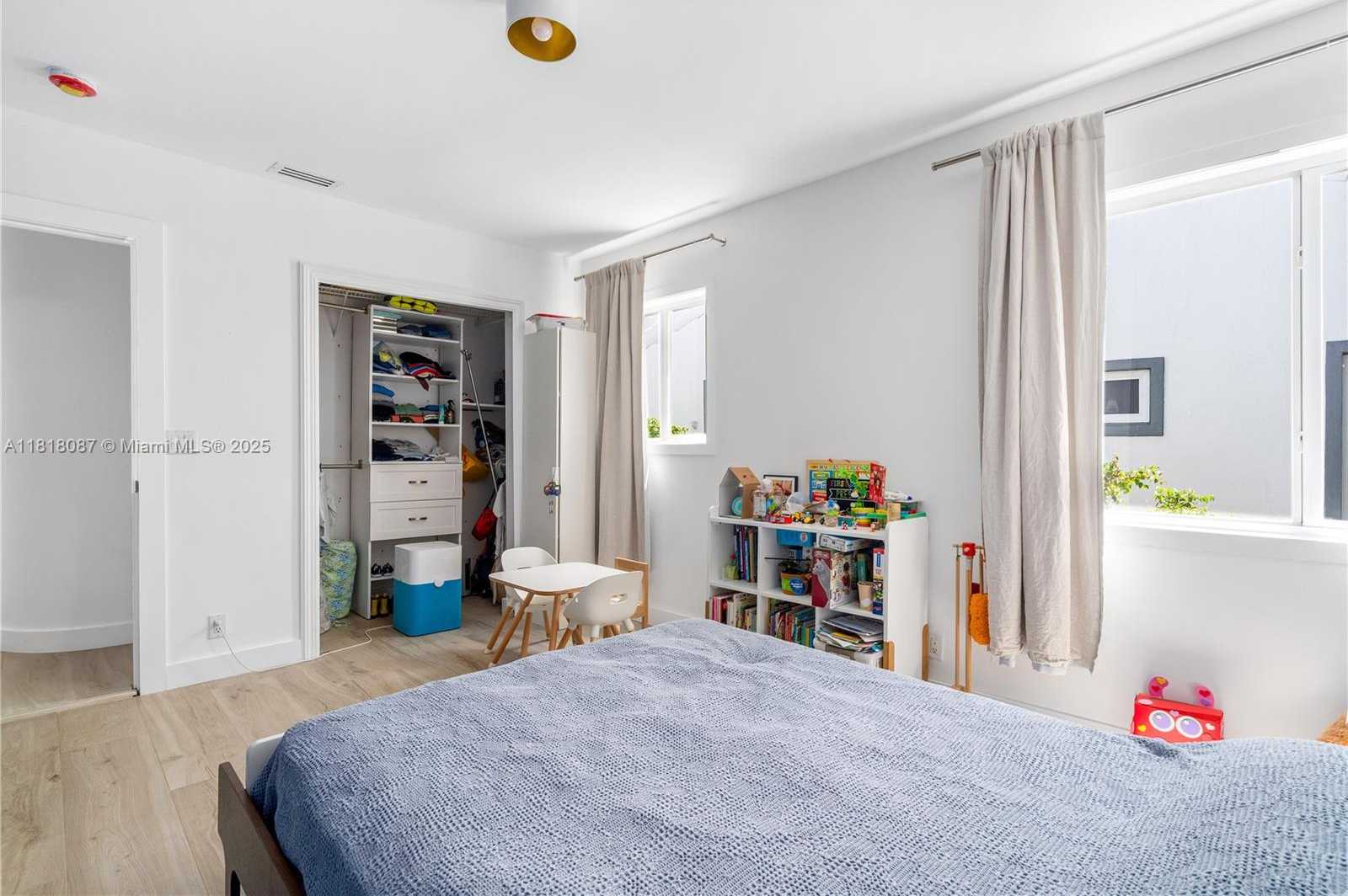 Small Image of 719 WEST 51ST ST, Miami Beach Number 28