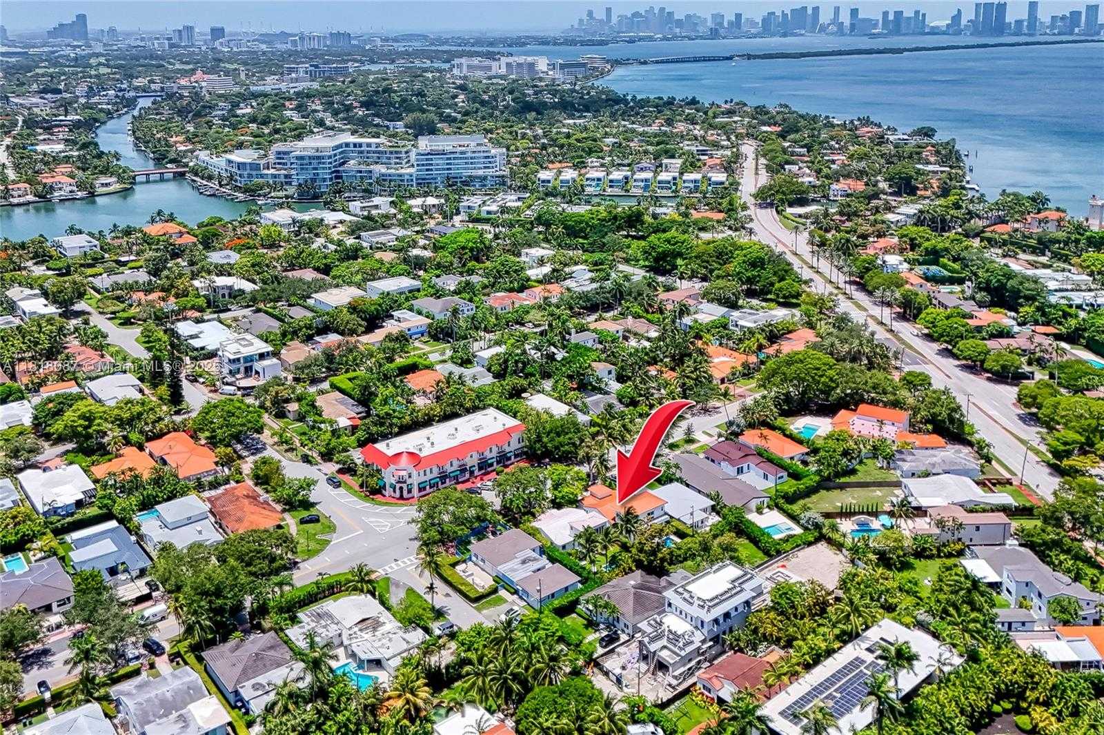 Small Image of 719 WEST 51ST ST, Miami Beach Number 56