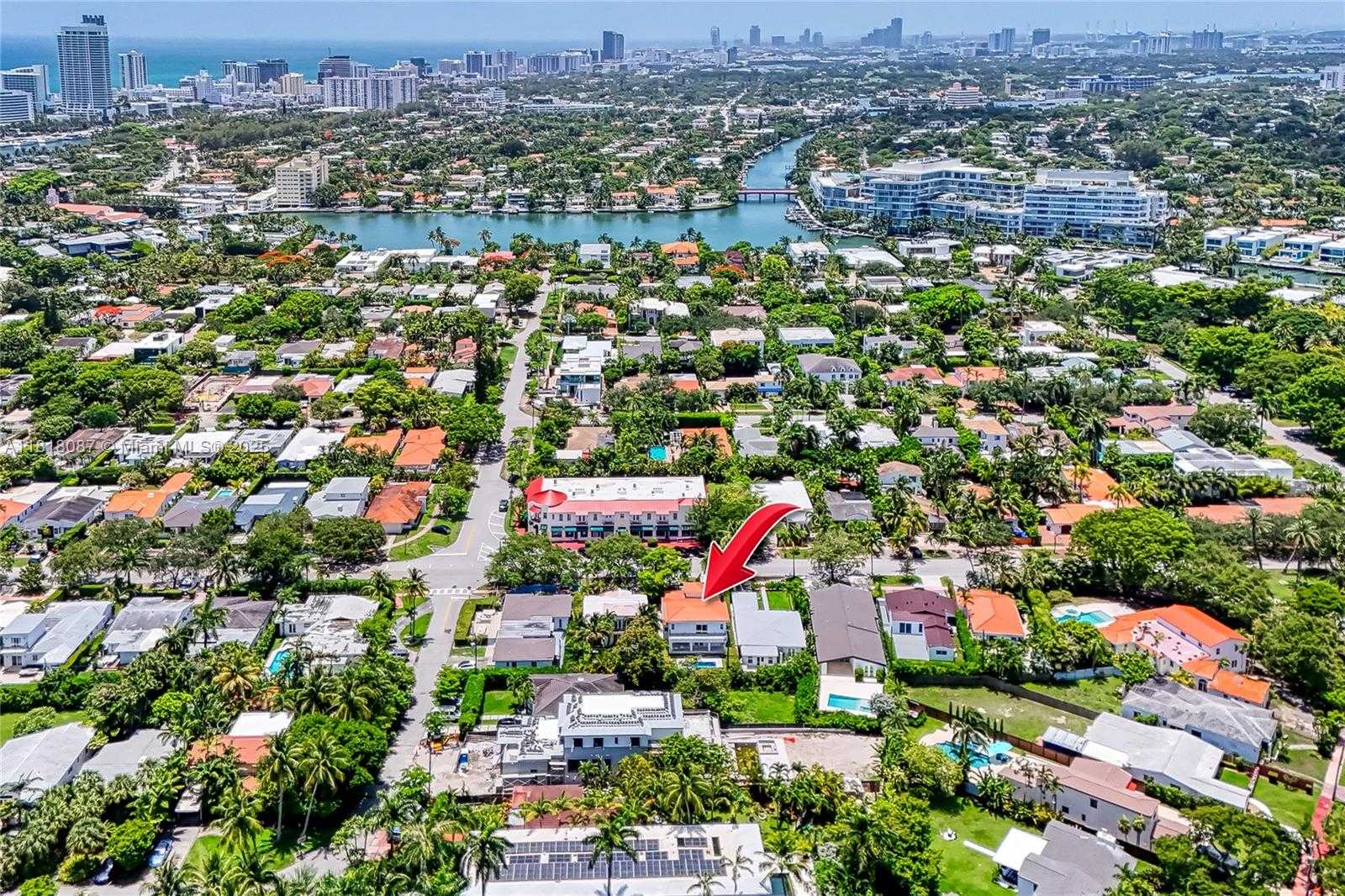 Small Image of 719 WEST 51ST ST, Miami Beach Number 57