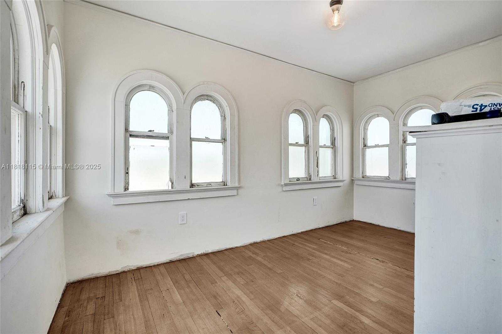 Small Image of 1731 NORTH EAST 171ST ST, North Miami Beach Number 31