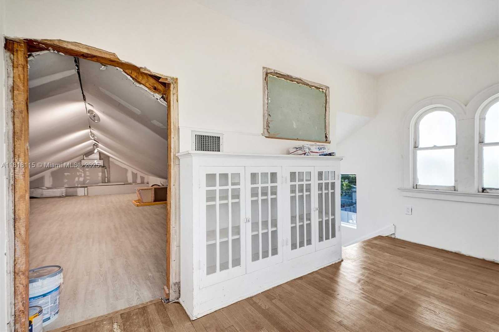 Small Image of 1731 NORTH EAST 171ST ST, North Miami Beach Number 33