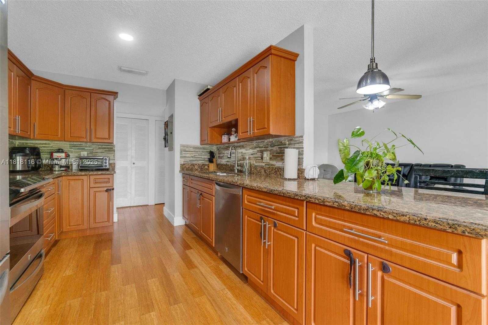 Small Image of 12367 SOUTH WEST 250TH ST, Homestead Number 17