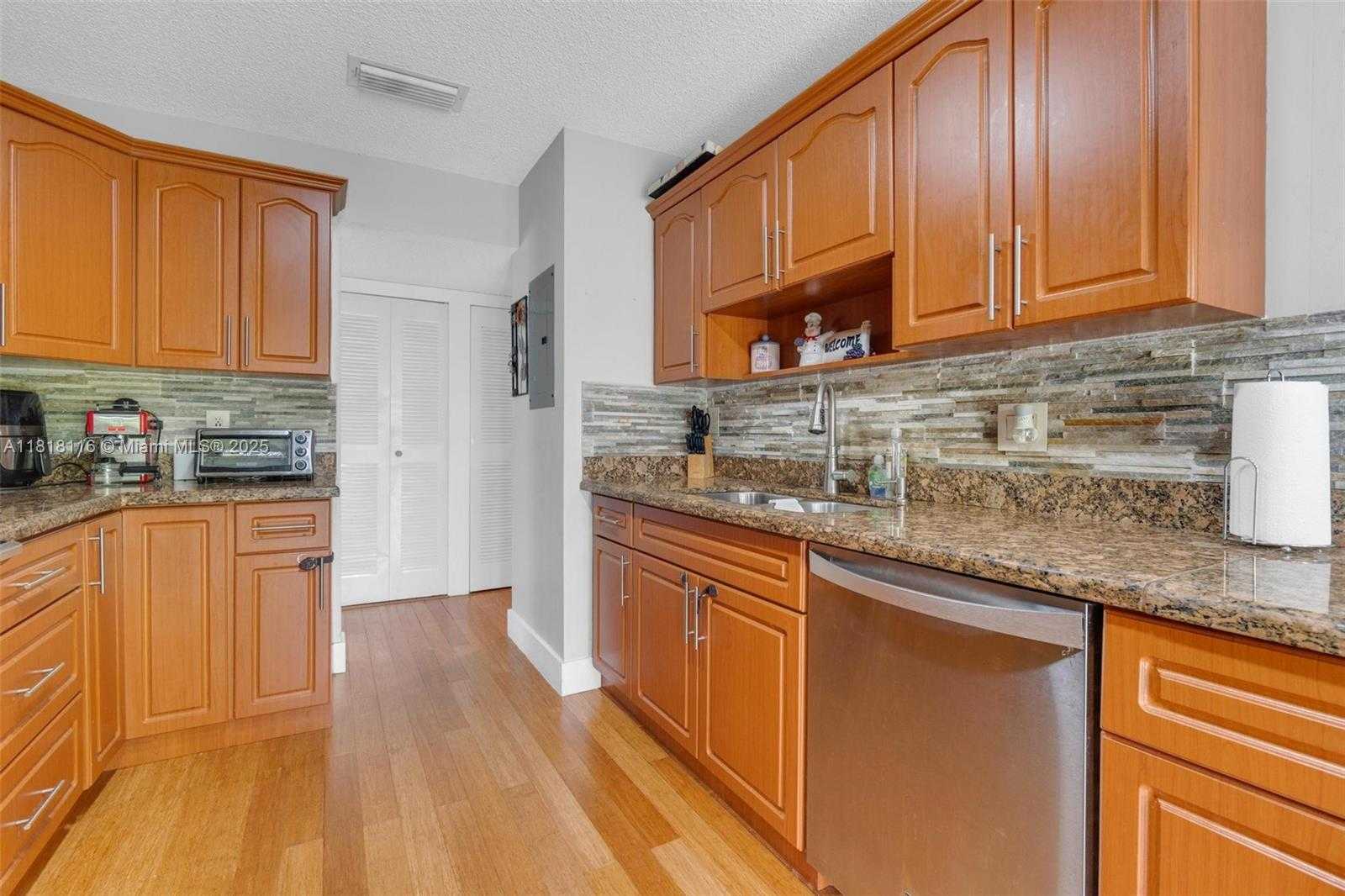 Small Image of 12367 SOUTH WEST 250TH ST, Homestead Number 18