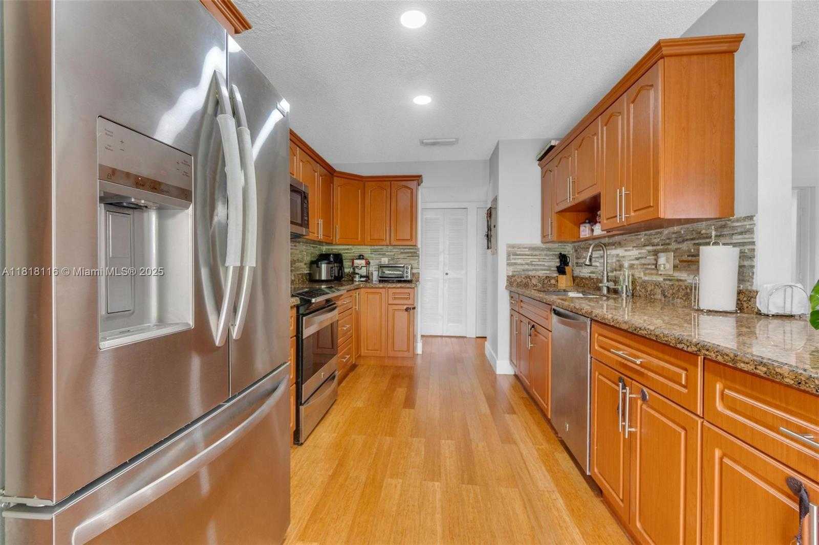 Small Image of 12367 SOUTH WEST 250TH ST, Homestead Number 19