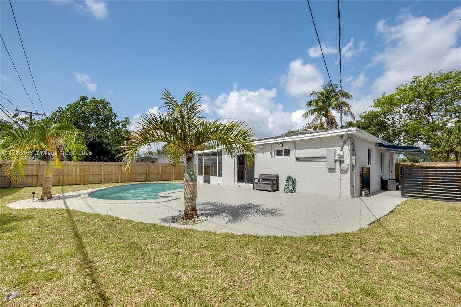 Small Image of 12245 NORTH WEST 2ND AVE, North Miami Number 25