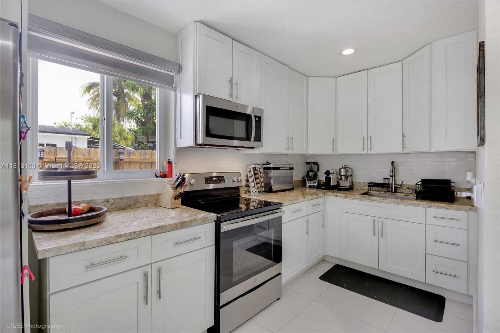 Small Image of 12245 NORTH WEST 2ND AVE, North Miami Number 9
