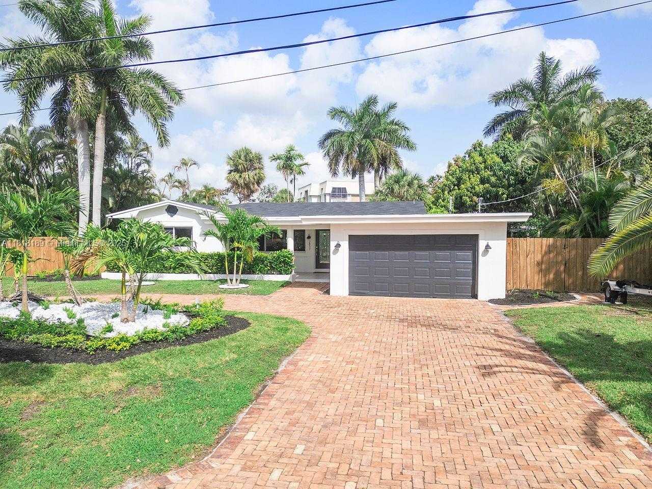 Small Image of 2837 NORTH EAST 17TH AVE, Wilton Manors Number 2