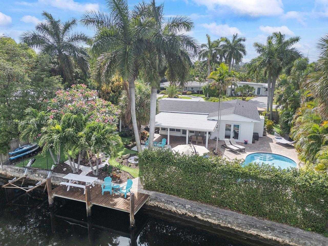 Small Image of 2837 NORTH EAST 17TH AVE, Wilton Manors Number 5