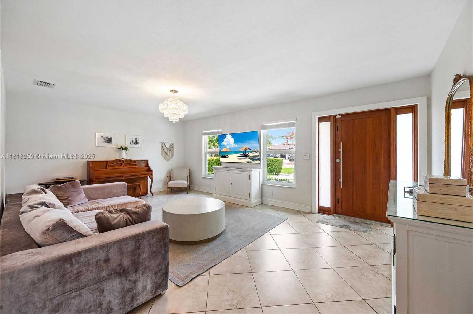 Small Image of 6751 SOUTH WEST 48TH ST, Miami Number 17