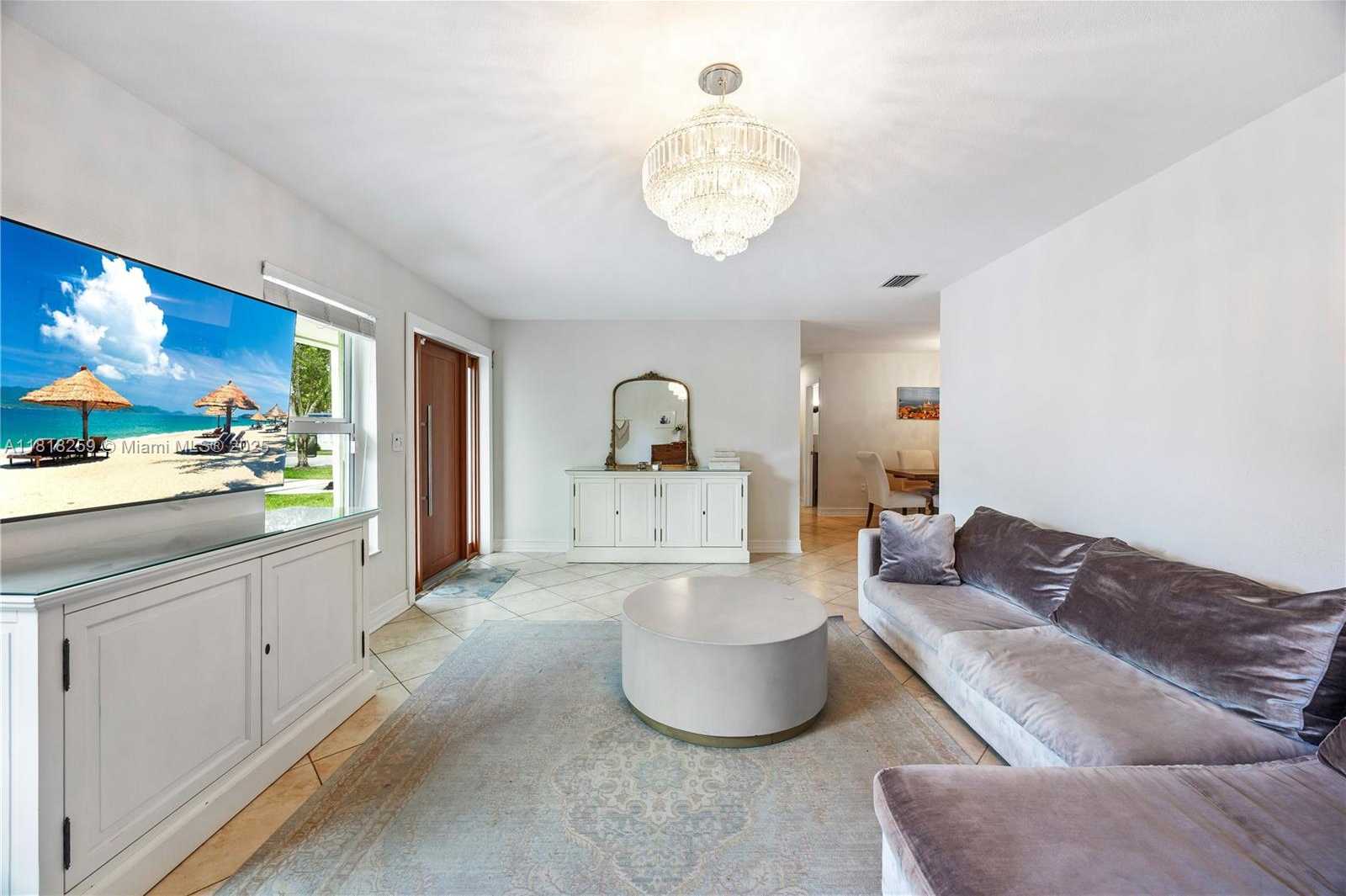 Small Image of 6751 SOUTH WEST 48TH ST, Miami Number 18