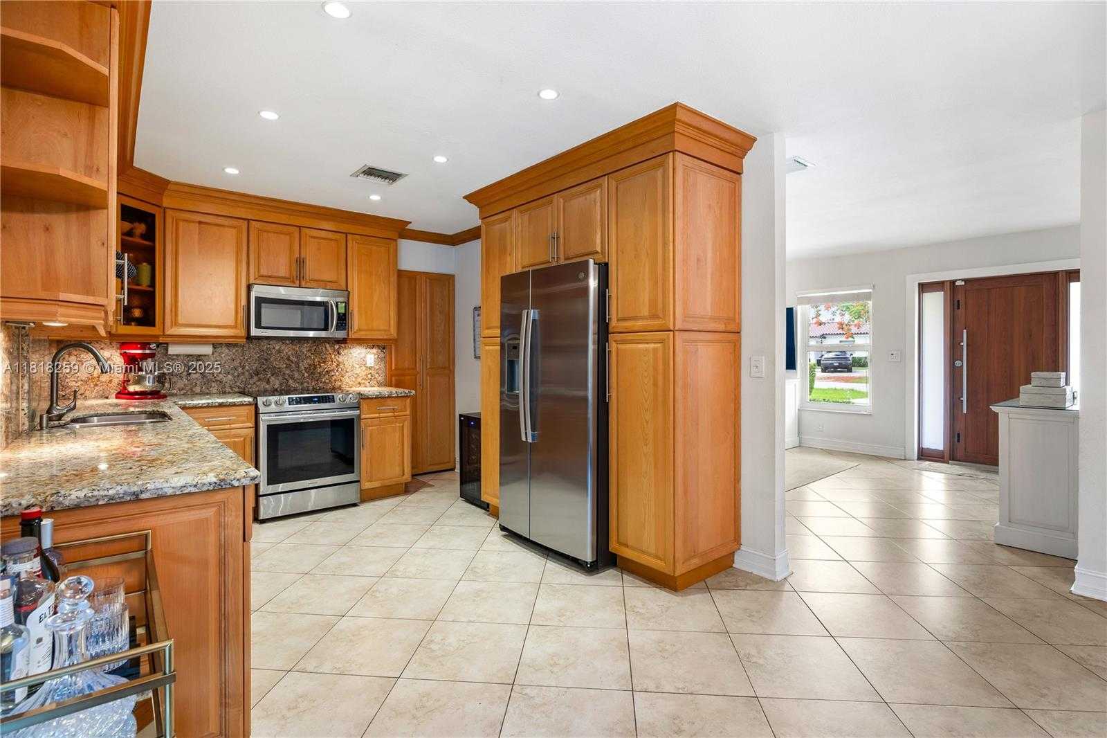 Small Image of 6751 SOUTH WEST 48TH ST, Miami Number 23