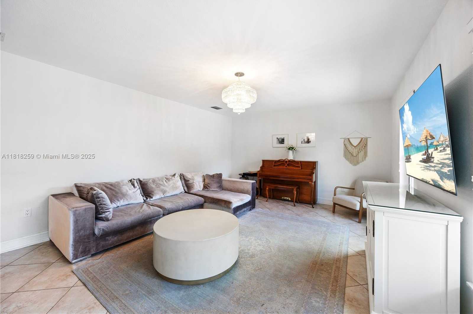 Small Image of 6751 SOUTH WEST 48TH ST, Miami Number 25