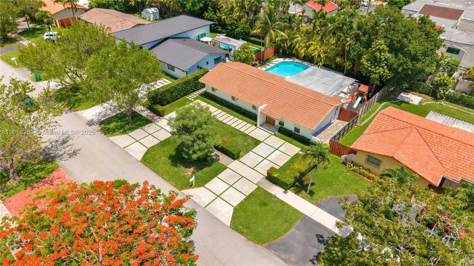 Small Image of 6751 SOUTH WEST 48TH ST, Miami Number 5