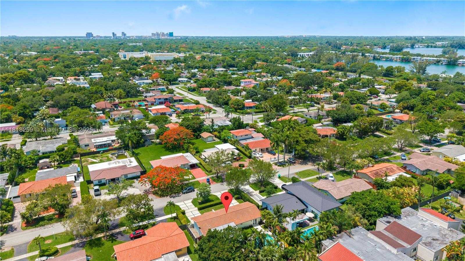 Small Image of 6751 SOUTH WEST 48TH ST, Miami Number 51