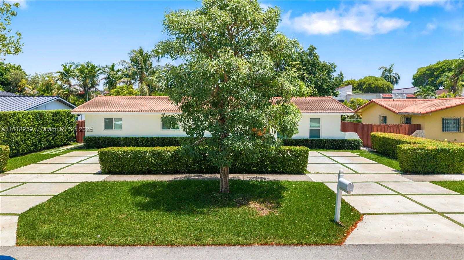 Small Image of 6751 SOUTH WEST 48TH ST, Miami Number 7