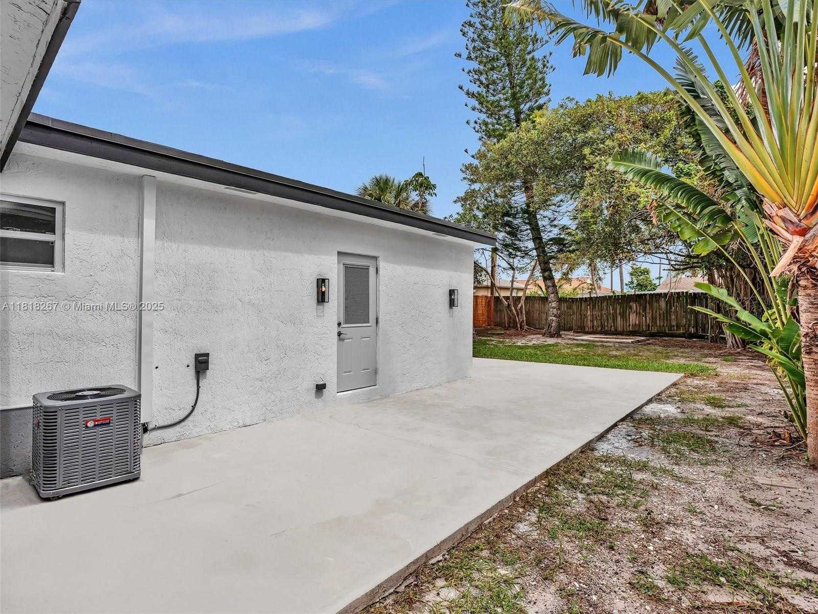 Small Image of 107 CENTRAL AVE, Delray Beach Number 35