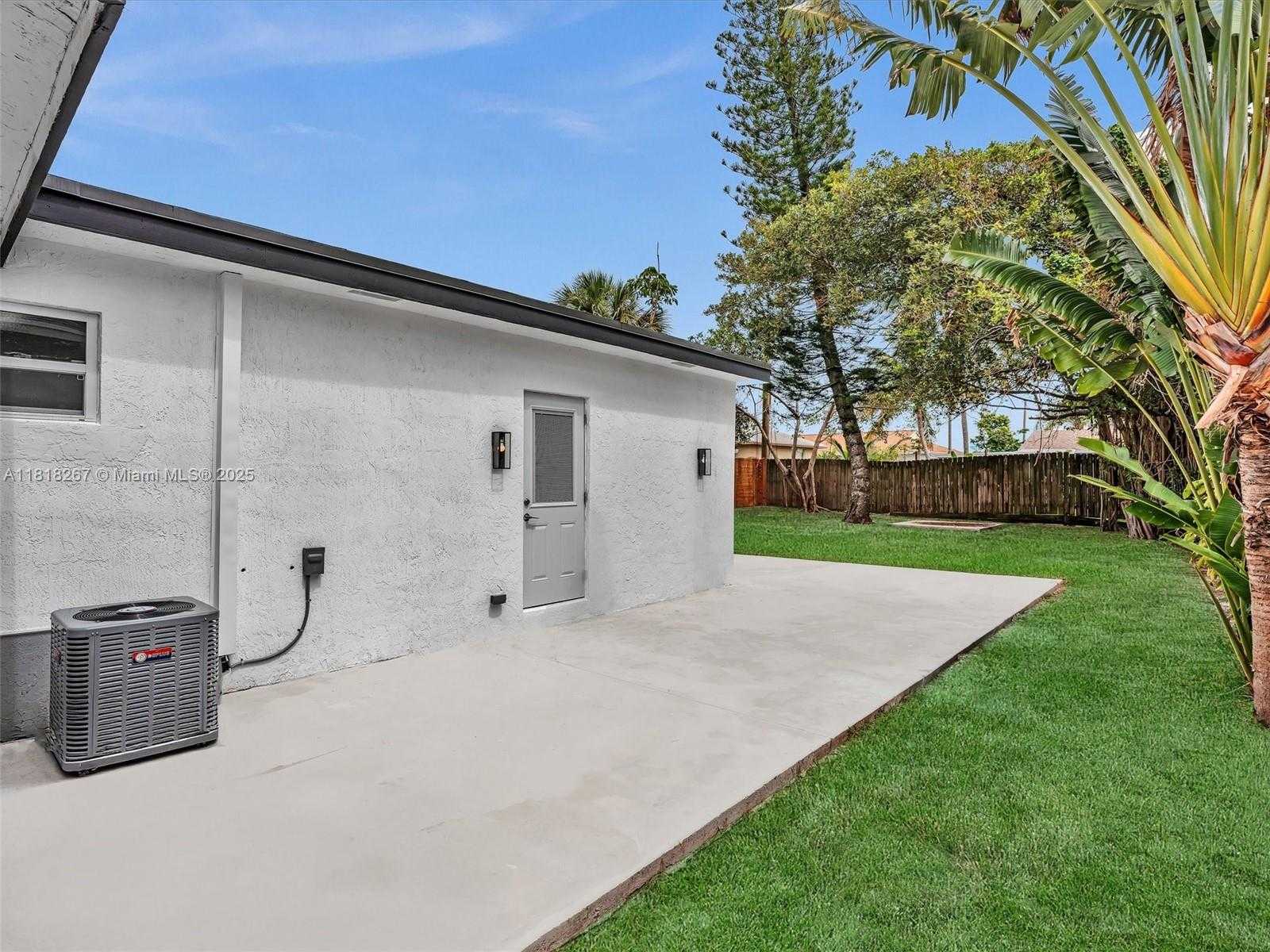 Small Image of 107 CENTRAL AVE, Delray Beach Number 36