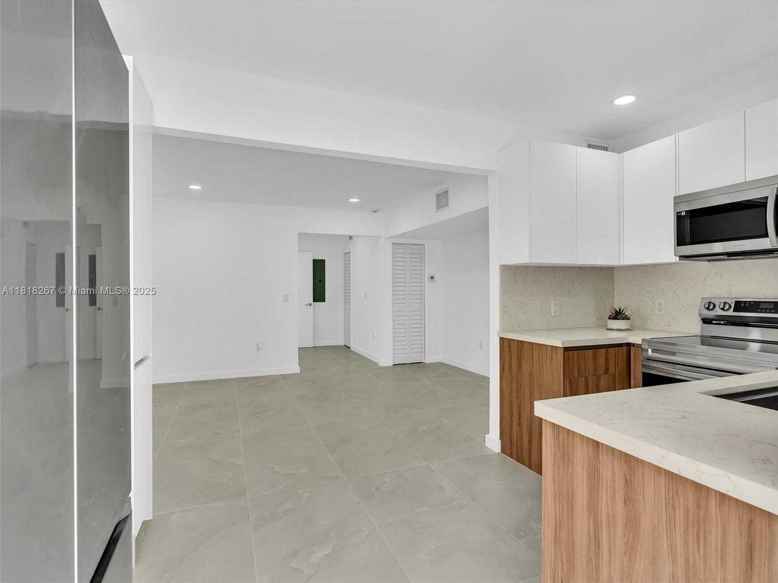 Small Image of 107 CENTRAL AVE, Delray Beach Number 6