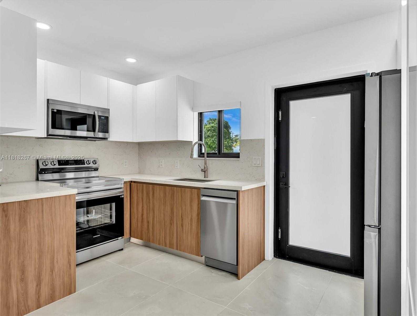 Small Image of 107 CENTRAL AVE, Delray Beach Number 8
