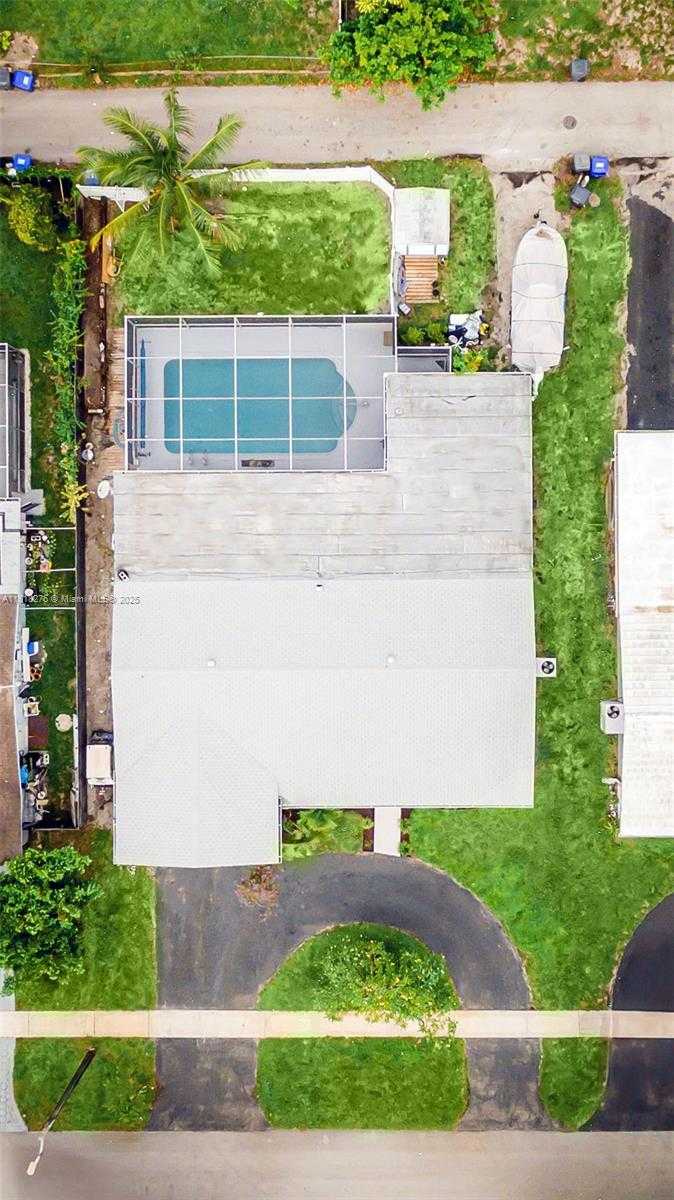 Small Image of 1801 NORTH 55TH AVE, Hollywood Number 51