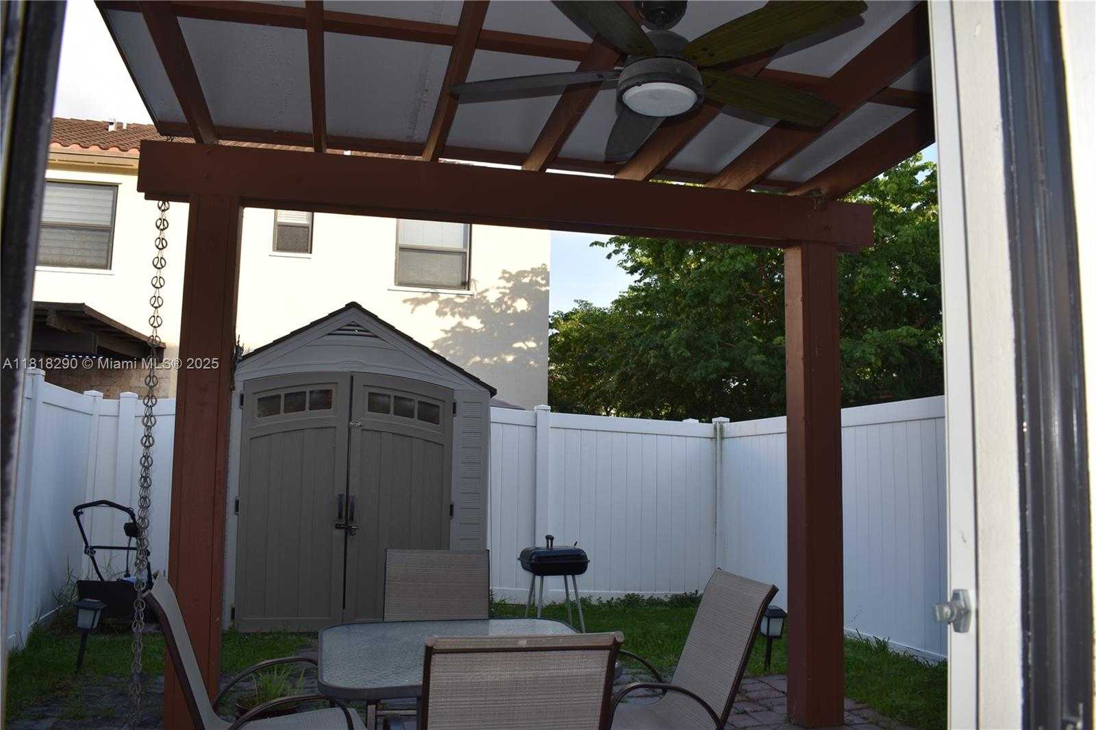 Small Image of 8873 WEST 35TH LN, Hialeah Number 5