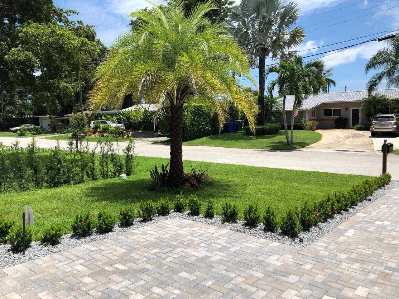 Small Image of 1951 SOUTH WEST 28TH AVE, Fort Lauderdale Number 4